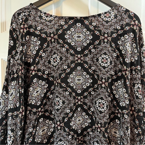 Vtg Jody California Geometric Floral Open Front Shawl - Size 1X (?) No Size Tag - Picture 6 of 7